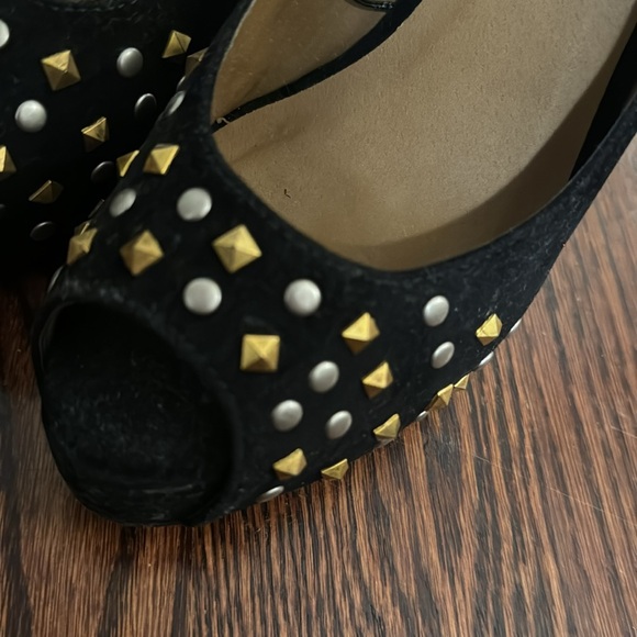 Sexy studded high heels - Picture 7 of 7